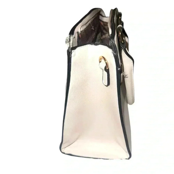 Structured Shoulder Bag. Very pretty! - Picture 4 of 14